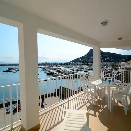 Apartment In Estartit With Beachfront Views L'Estartit