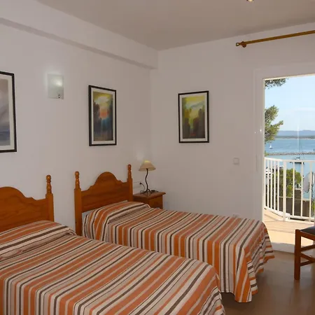 Apartment In Estartit With Beachfront Views * L'Estartit