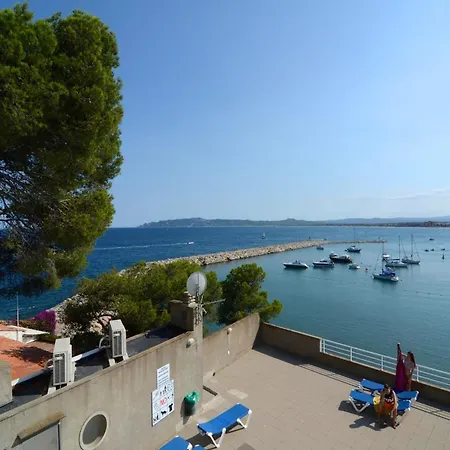 Apartment In Estartit With Beachfront Views Apartment