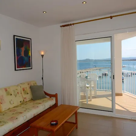 Apartment In Estartit With Beachfront Views L'Estartit